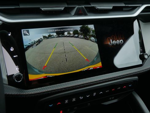 New 2026 Jeep Cherokee Limited AWD/4WD image 12