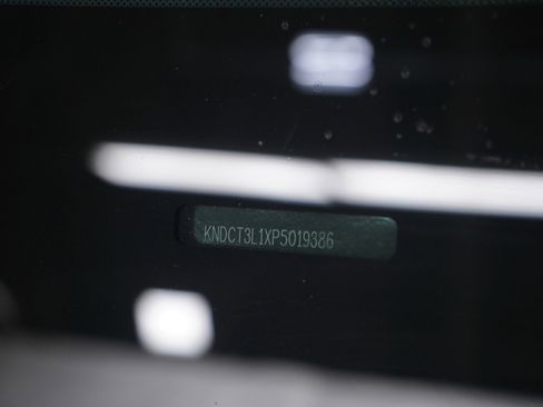 Used 2023 Kia Niro Wave image 27