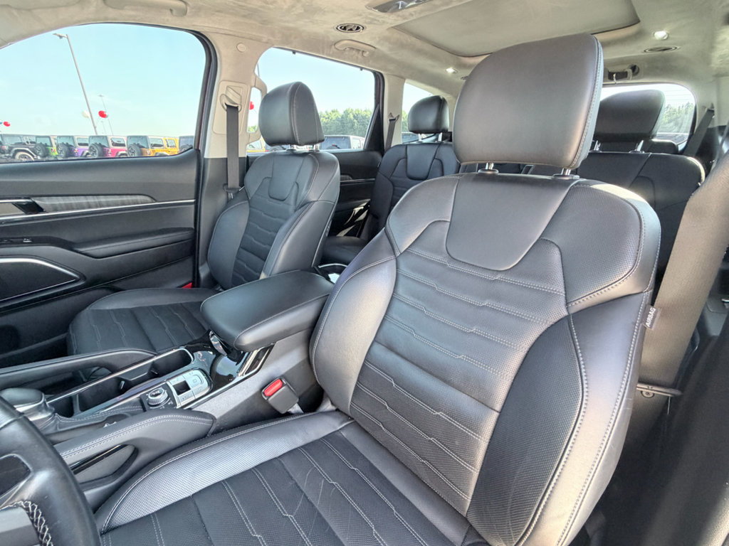 Used 2023 Kia Telluride SX Prestige AWD/4WD image 23
