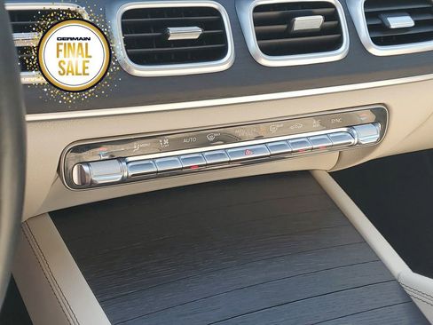 Used 2022 Mercedes-Benz GLS 450 4MATIC image 26