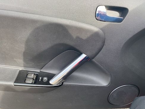 Used 2007 Saturn Sky w/ Premium Trim Pkg image 26