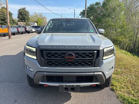 Used 2023 Nissan Frontier PRO-4X w/ Pro Convenience Package AWD/4WD image 9