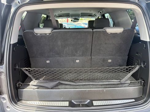 Used 2018 Chevrolet Tahoe LT w/ Luxury Package AWD/4WD image 11