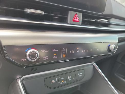 New 2026 Kia Carnival SX w/ SX Dark Edition Package FWD image 55