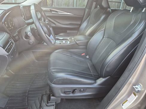 Used 2023 INFINITI QX60 Luxe w/ Cargo Package AWD/4WD image 11