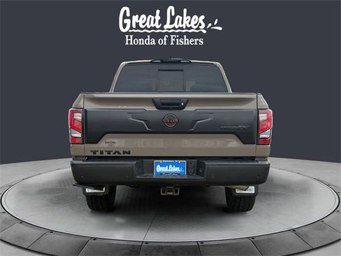 Used 2023 Nissan Titan PRO-4X w/ Pro-4x Convenience Package image 4