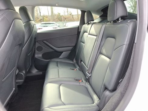 Used 2023 Tesla Model Y Long Range image 8