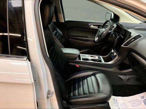 Used 2023 Ford Edge SEL image 30
