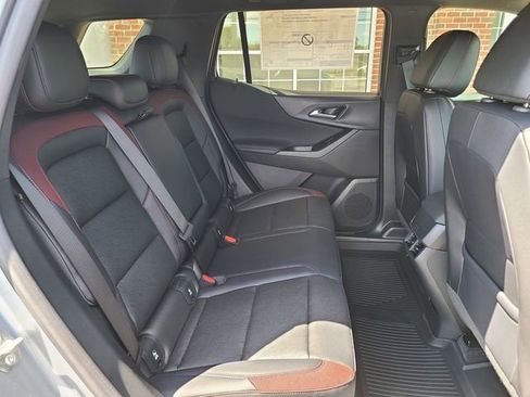 New 2026 Chevrolet Equinox RS w/ LPO, Floor Liner Package image 16