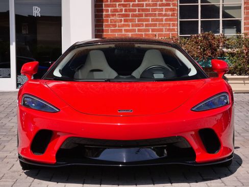 Used 2023 McLaren GT RWD image 2