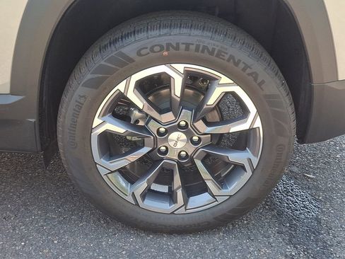 New 2027 GMC Terrain Elevation w/ Elevation Premium Package FWD image 5