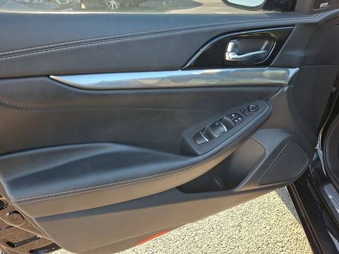 Used 2020 Nissan Maxima 3.5 SL w/ Floor Mat Group FWD image 12