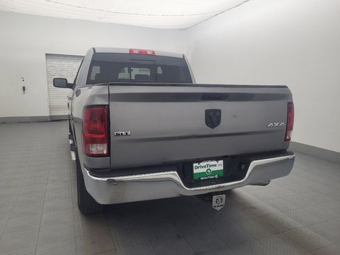 Used 2020 RAM 1500 Classic SLT w/ Luxury Group image 6
