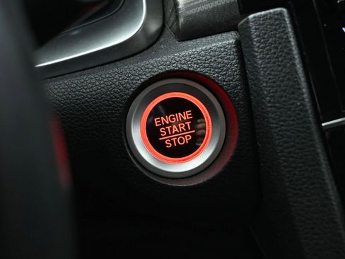 Used 2019 Honda Civic Touring image 27