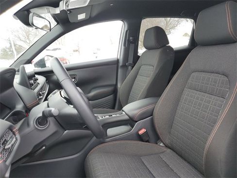Used 2025 Honda HR-V Sport image 16