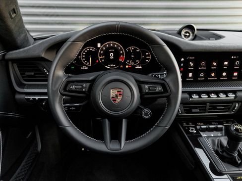 Certified 2025 Porsche 911 GT3 image 22