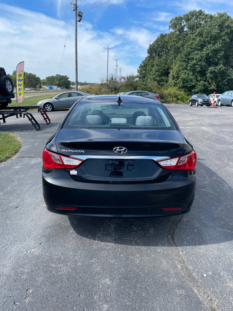 Used 2011 Hyundai Sonata GLS w/ Popular Equipment Pkg 2 FWD image 4