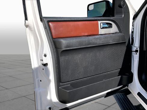 Used 2013 Ford Expedition EL King Ranch RWD image 22