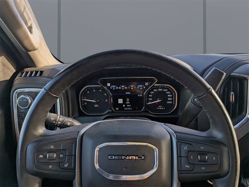 Used 2022 GMC Sierra 1500 Denali image 32