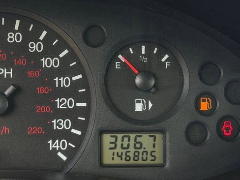 Used 2006 Ford Focus ZX4 Sedan image 16