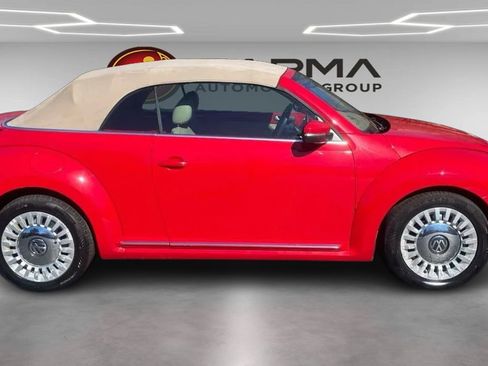 Used 2013 Volkswagen Beetle 2.5 image 6