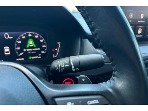 Used 2025 Honda Accord Sport image 38