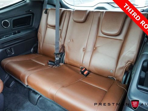 Used 2020 Subaru Ascent Touring w/ Popular Package #3 AWD/4WD image 2