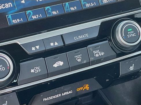 Used 2019 Honda Civic EX image 15