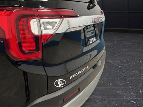 Used 2023 GMC Acadia SLE w/ Driver Convenience Package image 35