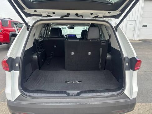 Used 2025 Toyota Grand Highlander AWD image 25