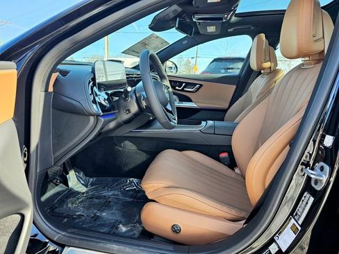 New 2026 Mercedes-Benz E 350 4MATIC Sedan image 16