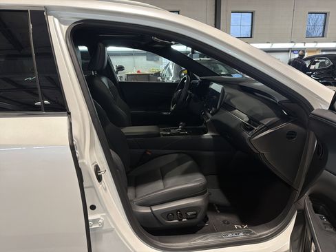 Certified 2025 Lexus RX 350h image 9