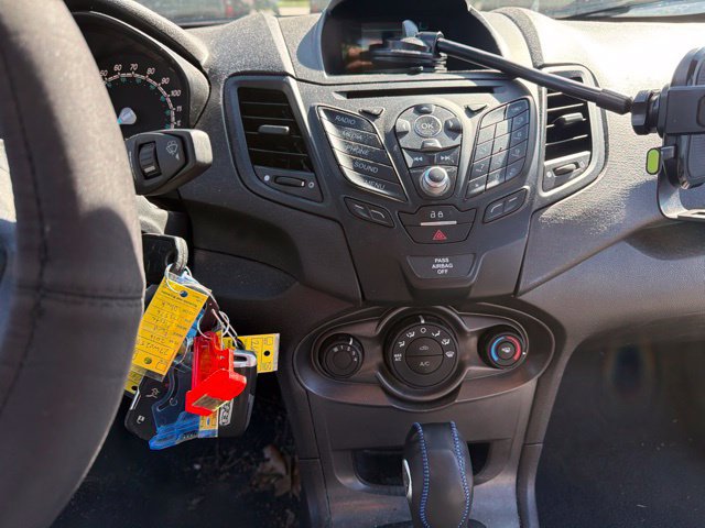 Used 2016 Ford Fiesta S FWD image 22