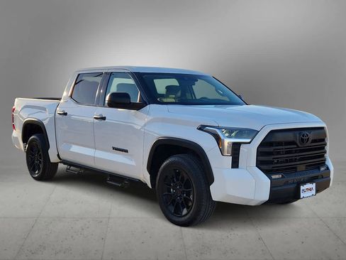 Used 2022 Toyota Tundra SR5 image 2