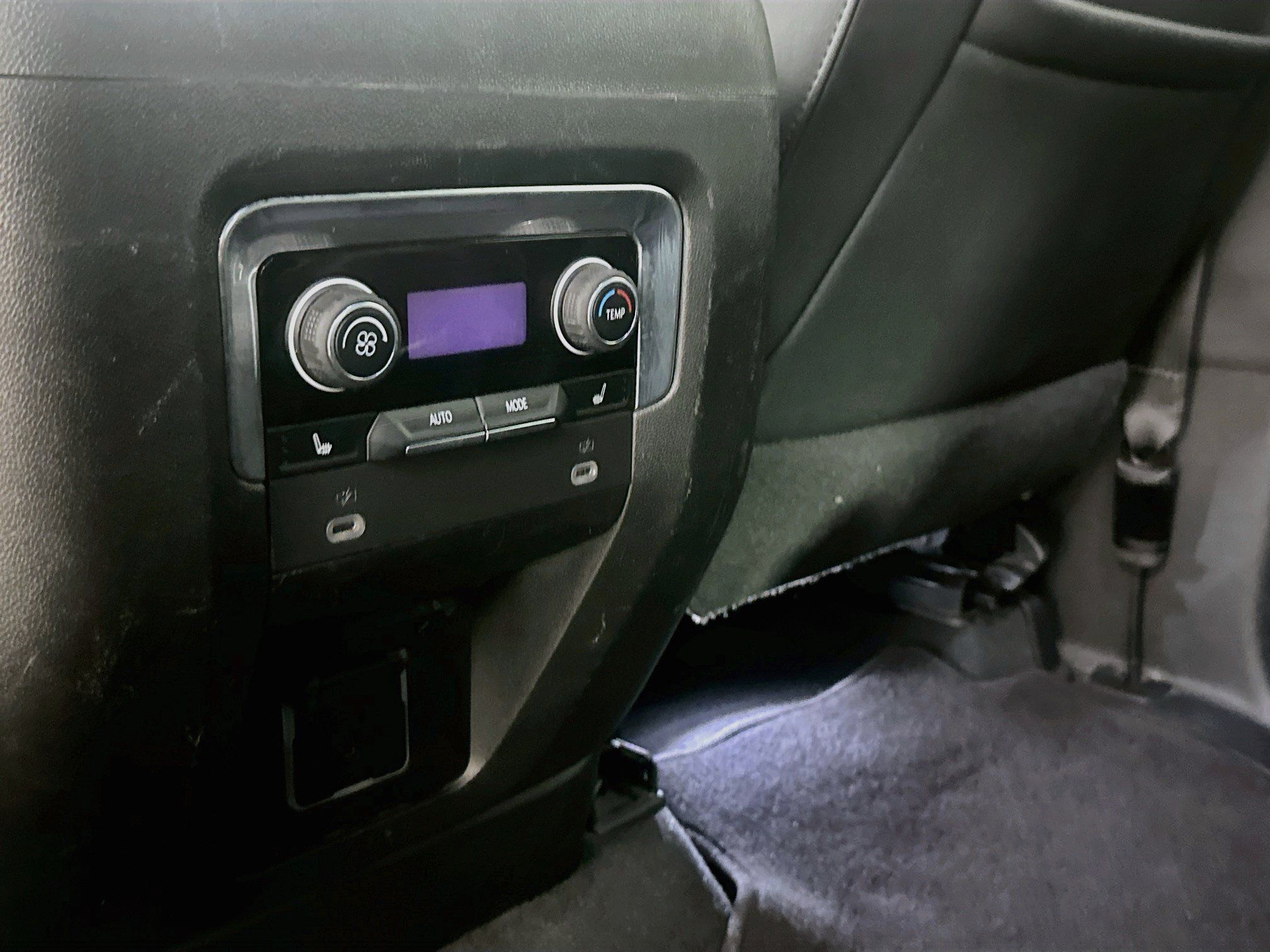 Used 2023 Chevrolet Tahoe Premier RWD image 26