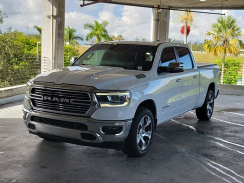 Used 2023 RAM 1500 Laramie AWD/4WD image 4