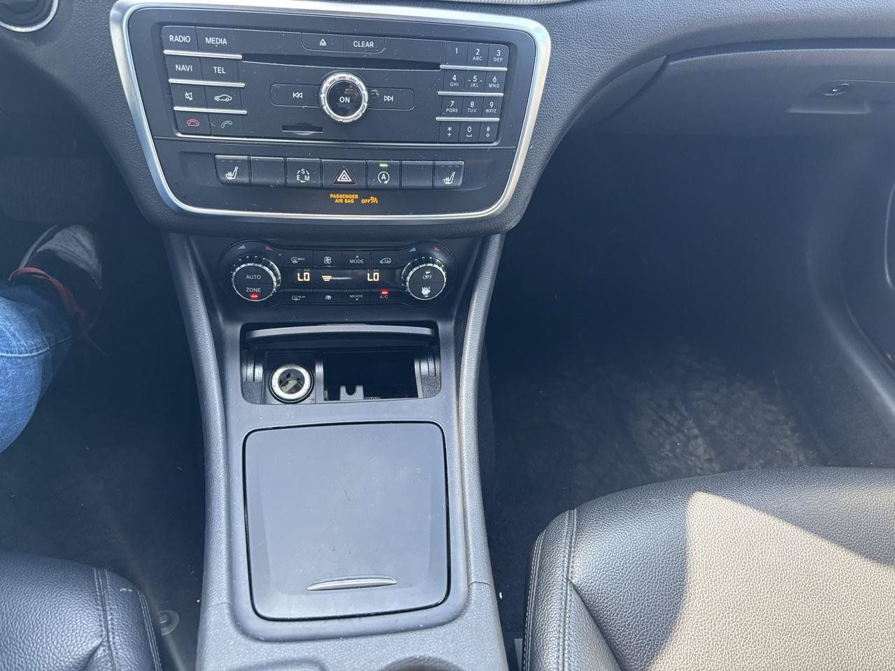 Used 2015 Mercedes-Benz CLA 250 4MATIC image 10