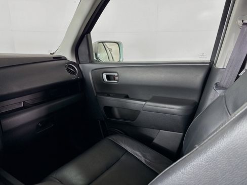 Used 2014 Honda Pilot Touring image 29