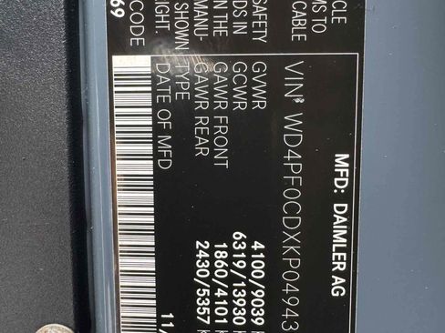 Used 2019 Mercedes-Benz Sprinter 144 image 20