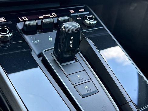 Certified 2021 Porsche 911 Carrera 4S AWD/4WD image 20