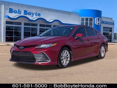 Used 2022 Toyota Camry LE