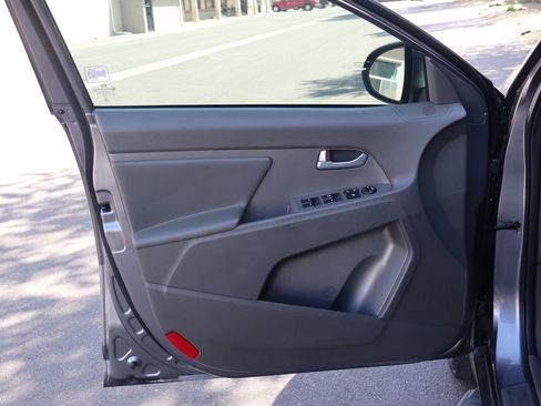 Used 2011 Kia Sportage LX w/ Convenience Pkg AWD/4WD image 23