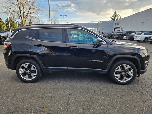 Certified 2018 Jeep Compass Limited image 8