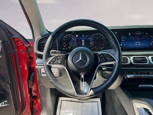 Used 2024 Mercedes-Benz GLE 350 4MATIC w/ Driver Assistance Package image 10