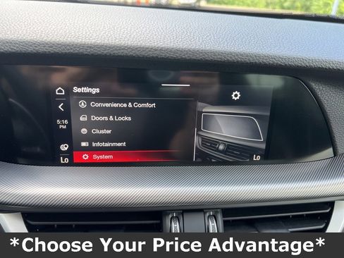 Used 2022 Alfa Romeo Stelvio Veloce image 92