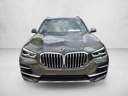 Used 2023 BMW X5 sDrive40i w/ Premium Package RWD image 2