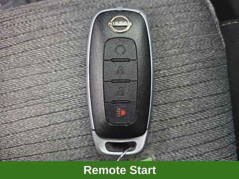 Used 2023 Nissan Rogue SV AWD/4WD image 48