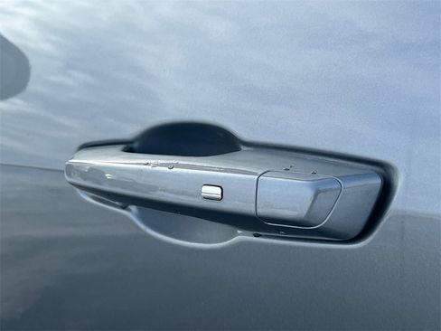 New 2026 GMC Acadia Elevation image 13