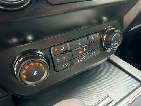 Used 2020 Ford F150 XLT w/ Equipment Group 302A Luxury AWD/4WD image 26