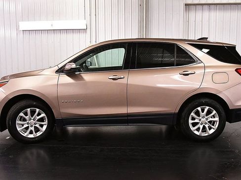 Used 2019 Chevrolet Equinox LT image 4